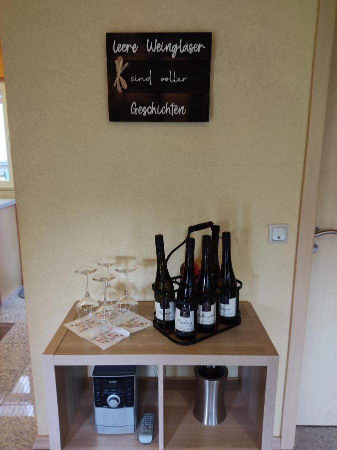 Ferienwohnung Moselferienweingut Schaefer Wintrich Exterior foto