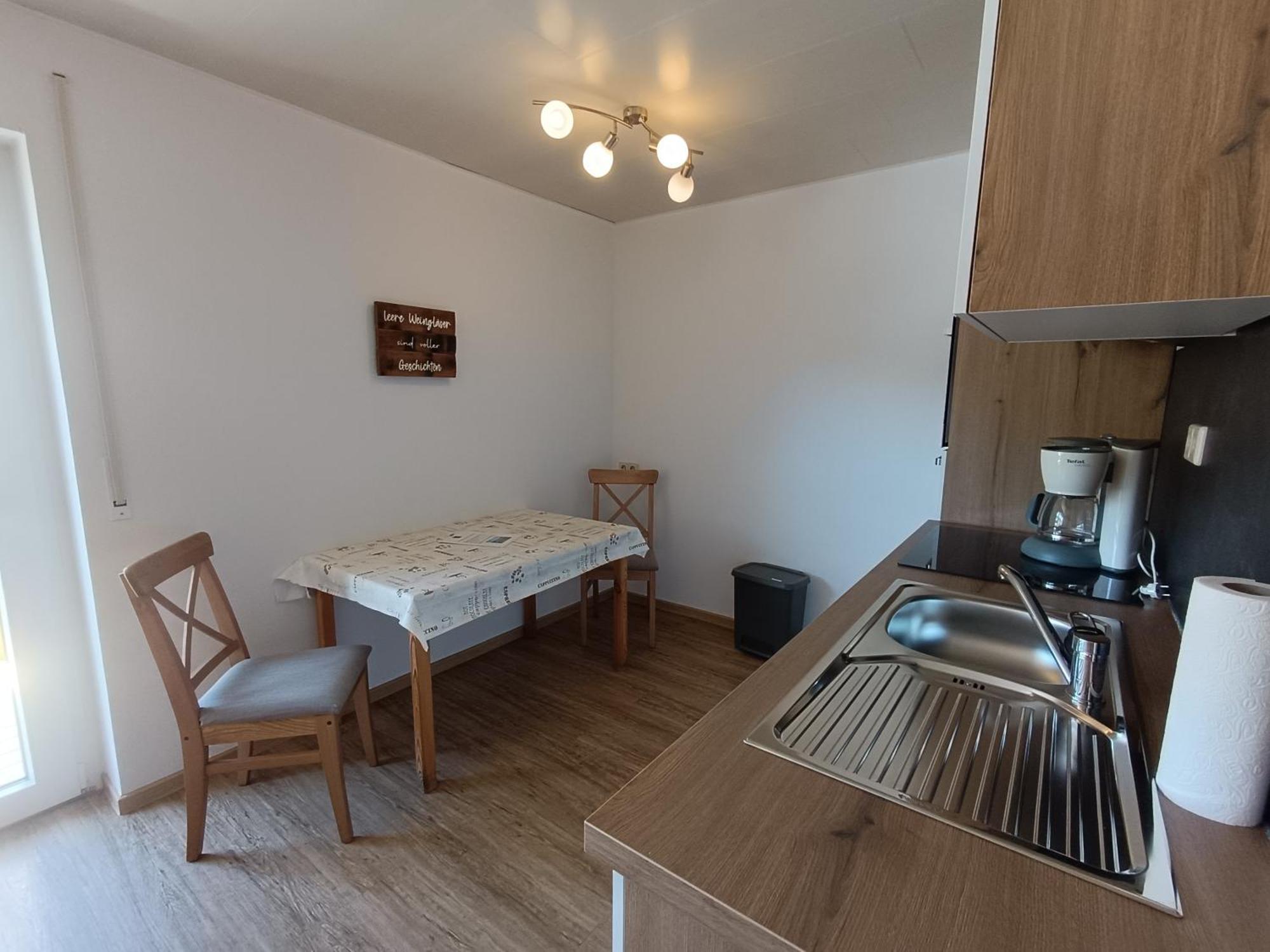 Ferienwohnung Moselferienweingut Schaefer Wintrich Zimmer foto